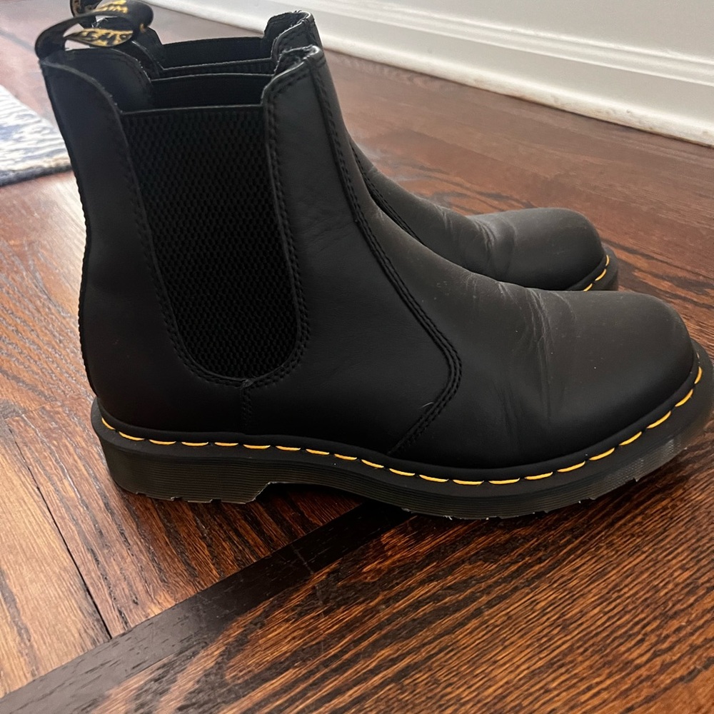 Dr. Martens Air Wave Black Leather